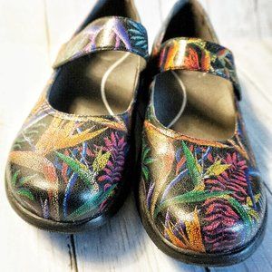 Dansko Winona Slip on Clog Paradise Leather EUC